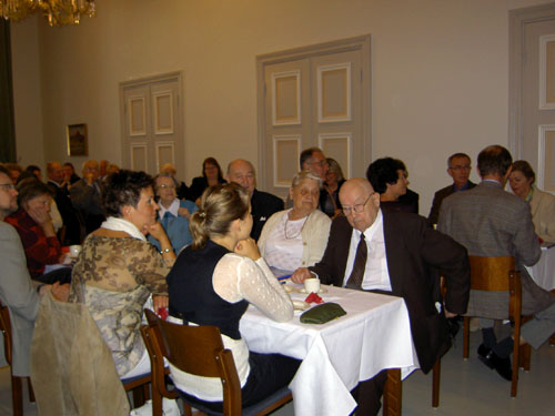 seurakuntasalilla